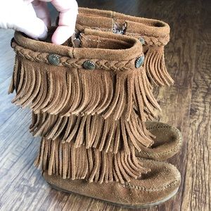 MINNETONKA • 3 Layer Fringe Boots